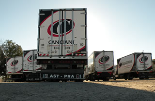 Todos los camiones están identificados con nuestra marca